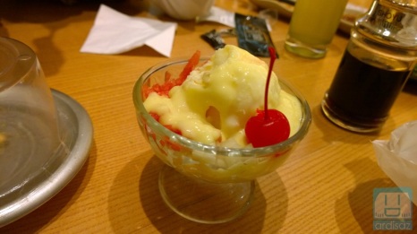 Ice cream mangga dan buah2an